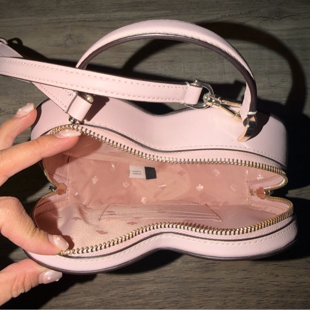 Kate Spade Blush Heart Crossbody Bag - Picture 3 of 4